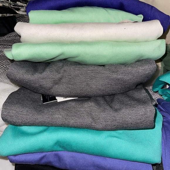 St. Croix Tees/Pullovers - Picture 4 of 7